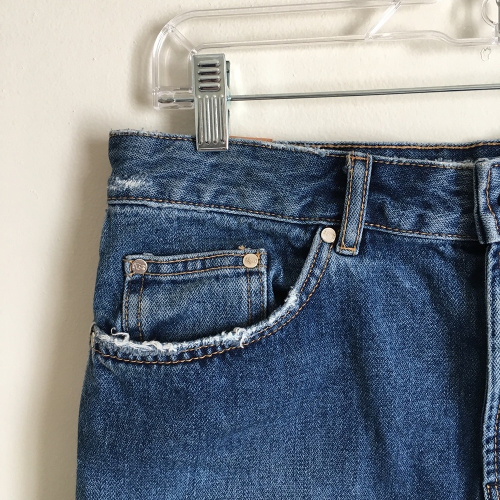 Zara | Distressed Jean Mini Skirt Med Wash Denim - Picture 5 of 8